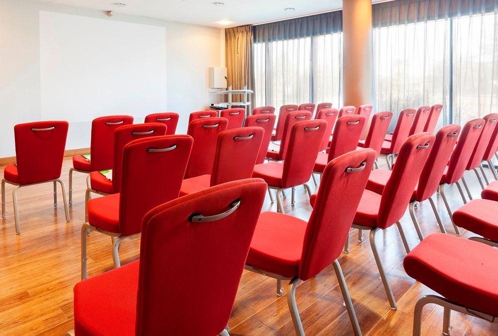Courtyard By Marriott Toulouse Airport Hotel Exterior foto