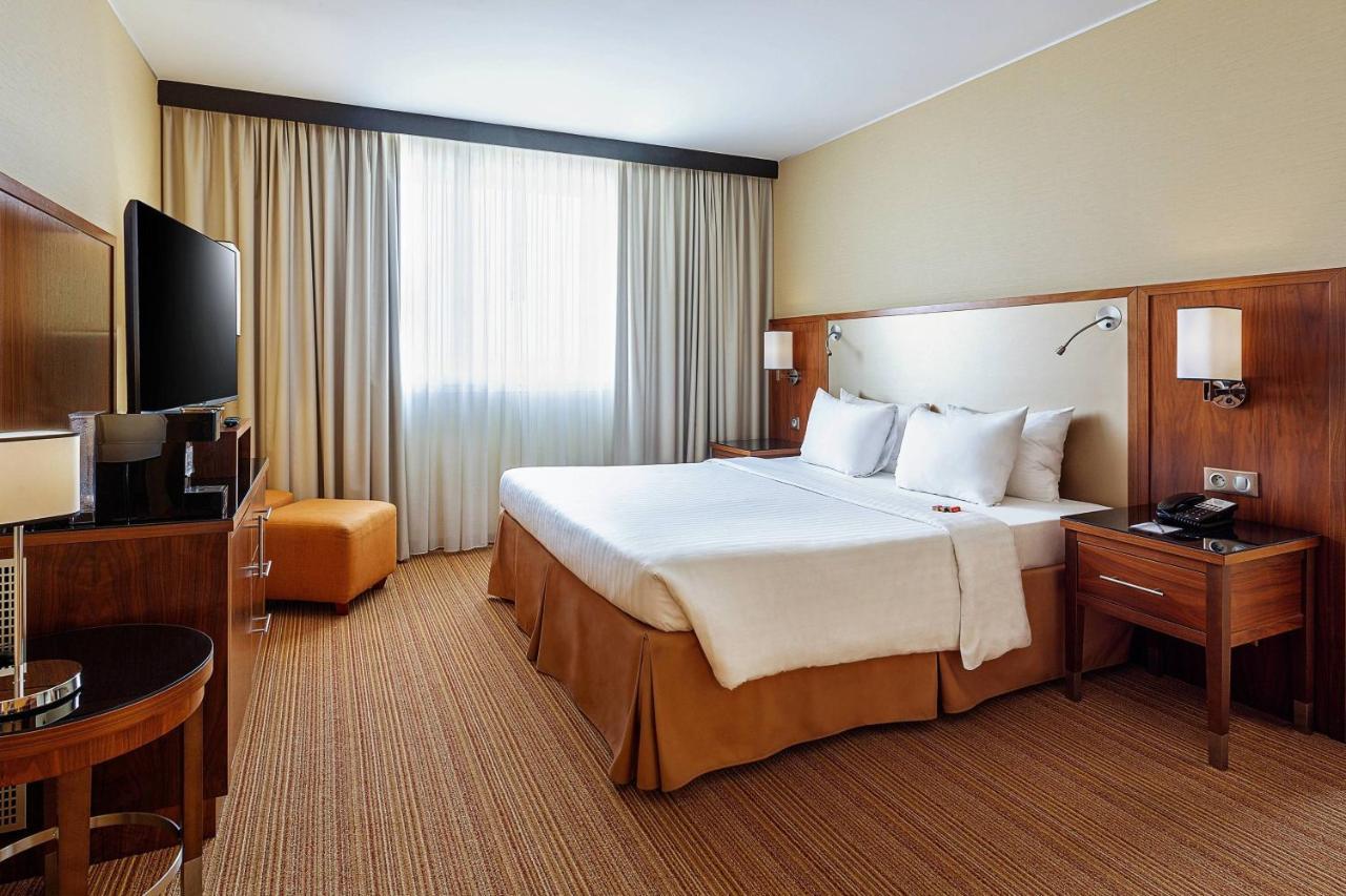 Courtyard By Marriott Toulouse Airport Hotel Exterior foto