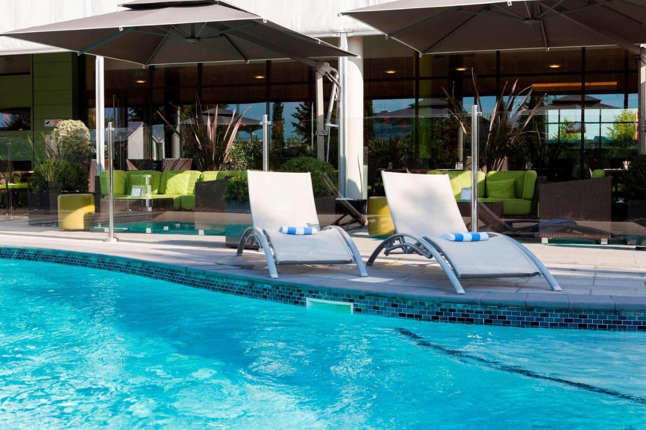 Courtyard By Marriott Toulouse Airport Hotel Exterior foto