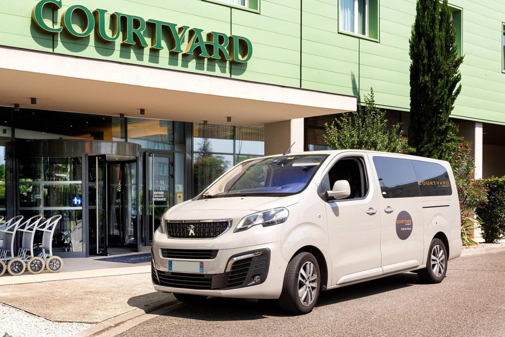 Courtyard By Marriott Toulouse Airport Hotel Exterior foto